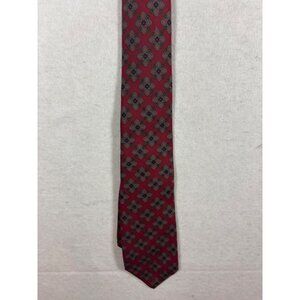 Brooks Brothers All Silk Red Floral Pattern Necktie